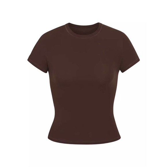 SKIMS Tops - SKIMS (g14) Fits Everybody T-Shirt Color Cocoa New with Tags